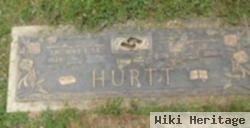 Gladys M Hurtt