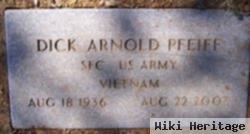 Dick Arnold Pfeiff