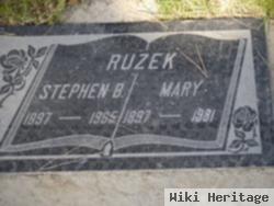 Stephen B Ruzek