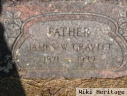 James W Gravitt