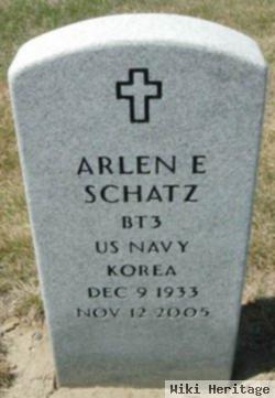 Arlen E Schatz