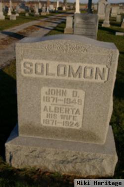 Alberta Solomon