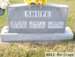 James L Shupe