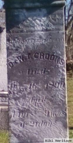 D. T. Crooks