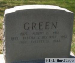 Everett D Green