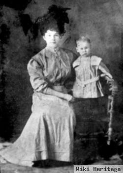 Nellie May Mckinnis Smith