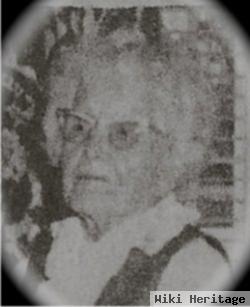 Pearl Hoyt Barnett