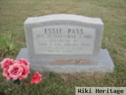 Essie Pass