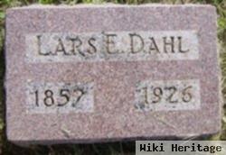 Lars E Dahl