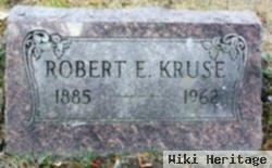 Robert E Kruse