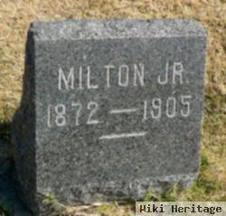 Milton Mills, Jr