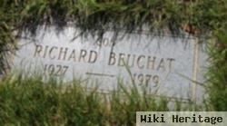 Richard E Beuchat