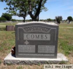 Simon B Combs