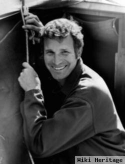 Wayne Rogers