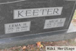 Arlie F Keeter