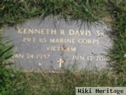 Kenneth R Davis, Sr