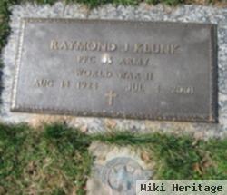 Raymond J Klunk