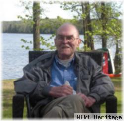 Wallace Edward "wally" Hilgers