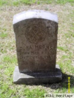 Dora Hearns