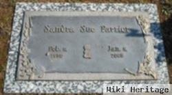 Sandra Sue "sandy" Farrior