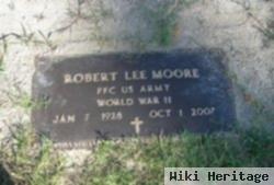 Robert Lee Moore