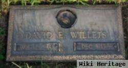 David E Willets