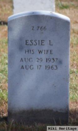 Essie L Stubblefield