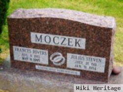 Julius Steven Moczek