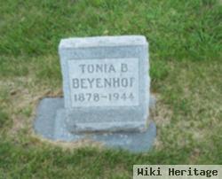 Tonia B Rensink Beyenhof