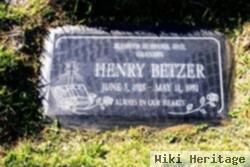 Henry Betzer