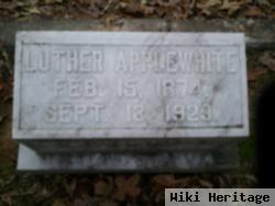 Luther Applewhite