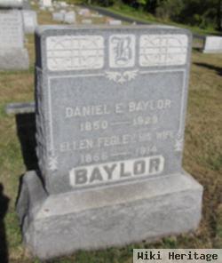 Daniel E Baylor