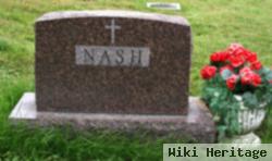 Darrell E Nash