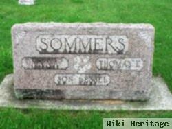 Leslie Leland Sommers