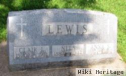 Nels Lewis