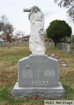 Louisa Infant Berra