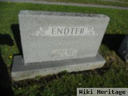 Edna May Endter