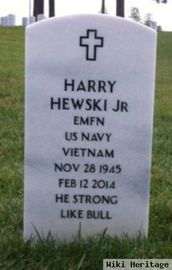 Harry J Hewski, Jr