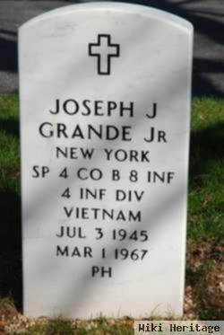 Spec Joseph John Grande, Jr