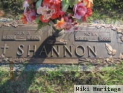 Felix B Shannon