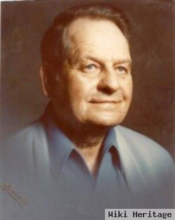 Harold P Henneman