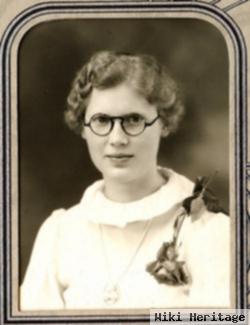 Mildred J Targeson