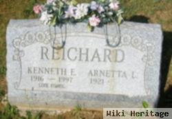 Kenneth E Reichard