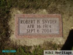 Robert H Snyder