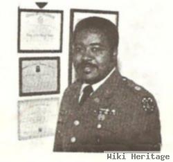 Maj Kenneth Mcmillan