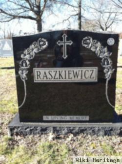 Edward Raszkiewicz