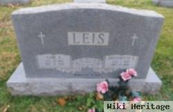 Carl A Leis