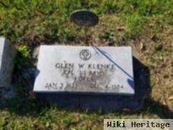 Glen W Klenke