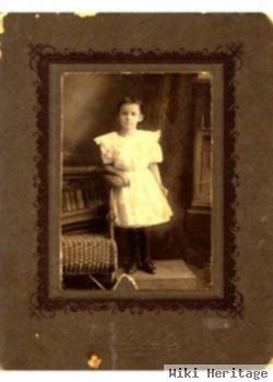 Nellie Lee Latta