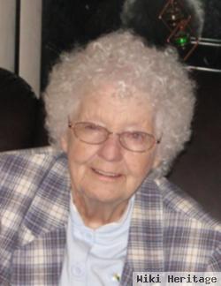 Betty J. Leach Robishaw